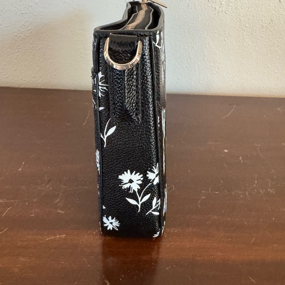 Kate Spade Chelsea Daisy Black Floral Crossbody Bag - Picture 5 of 10
